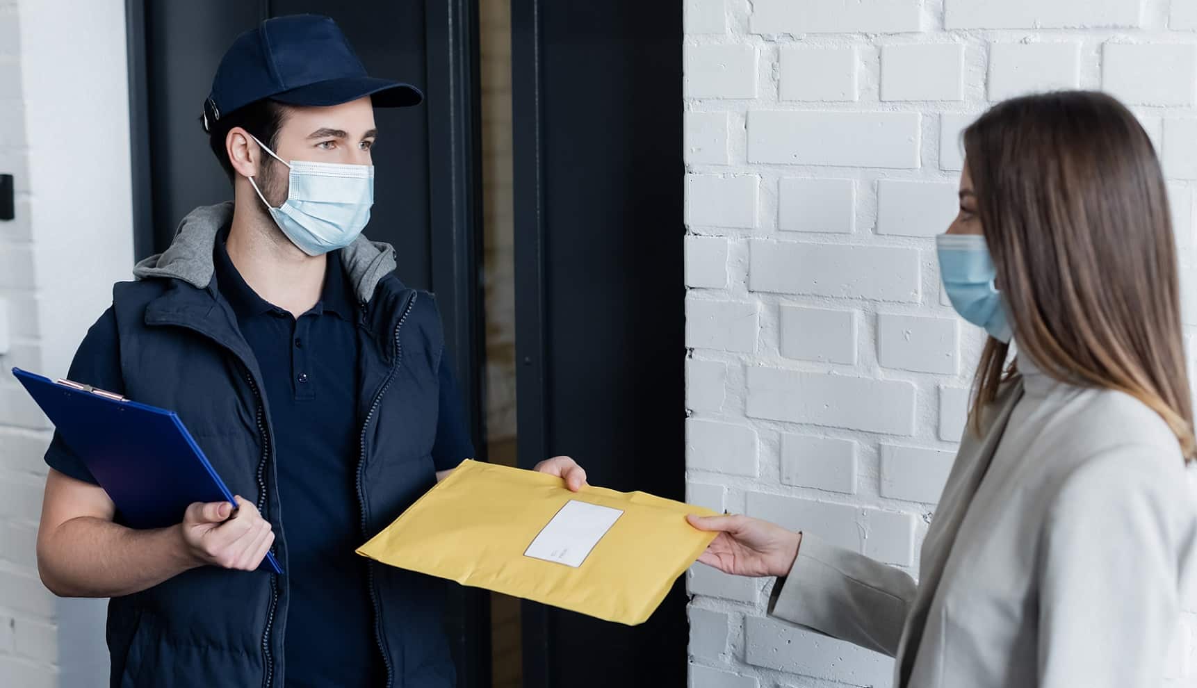 Livraison d'un courrier au sein de l'entreprise